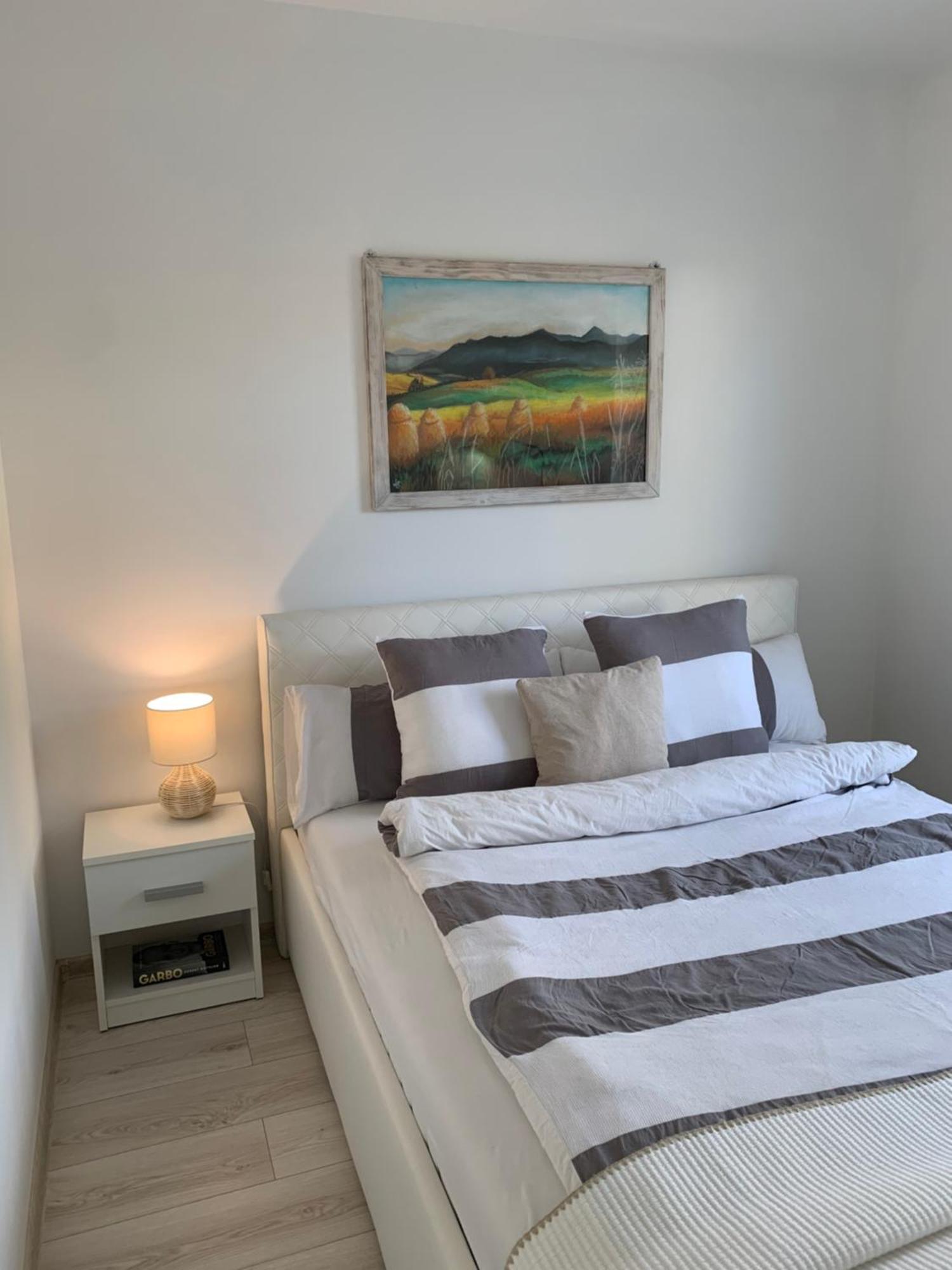 Aura Home Grywald Buitenkant foto